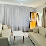 Vila Riza Sarande